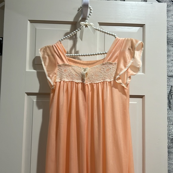 VINTAGE PEACH PEIGNOIR ROBE-X SMALL OR SMALL - Picture 2 of 9